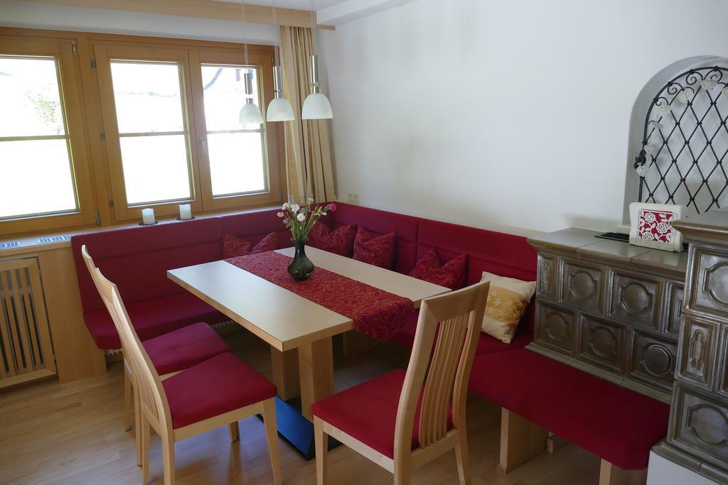 Haus Lundegg Leilighet Finkenberg Eksteriør bilde